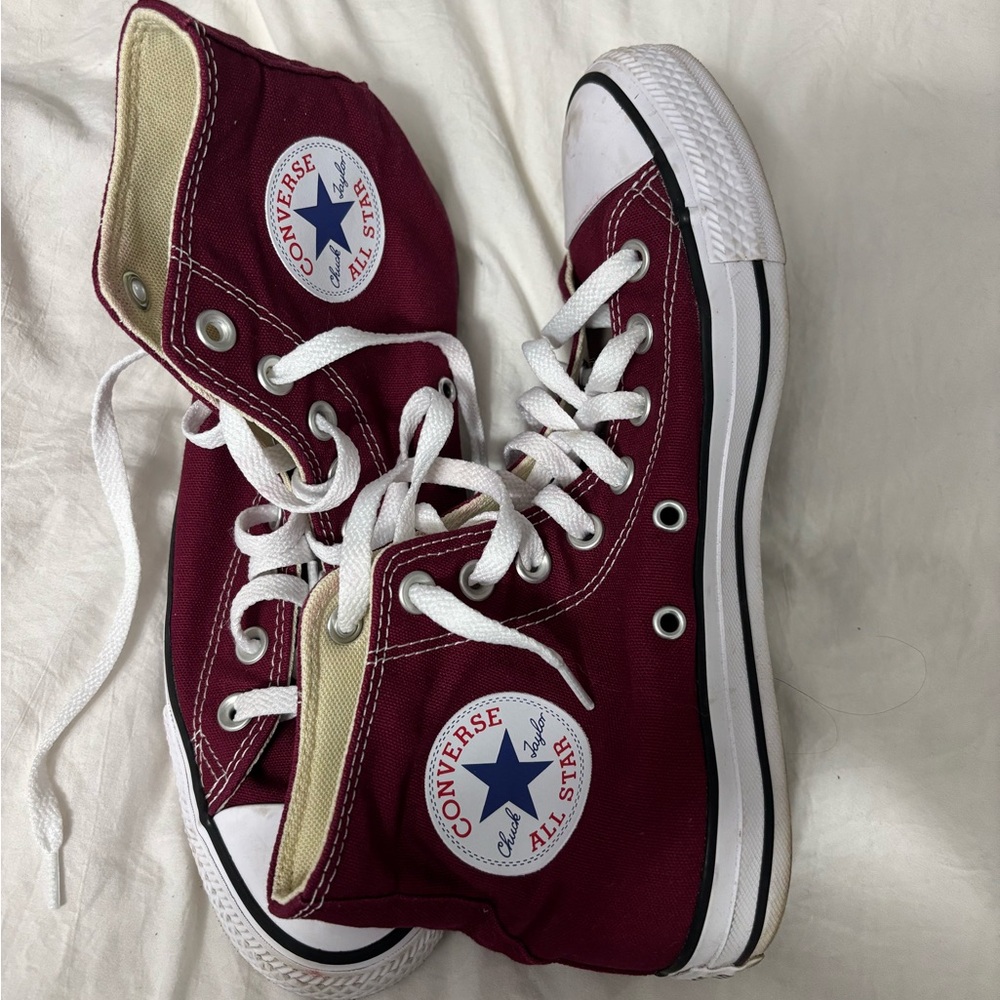 Converse High-Tops - Maroon